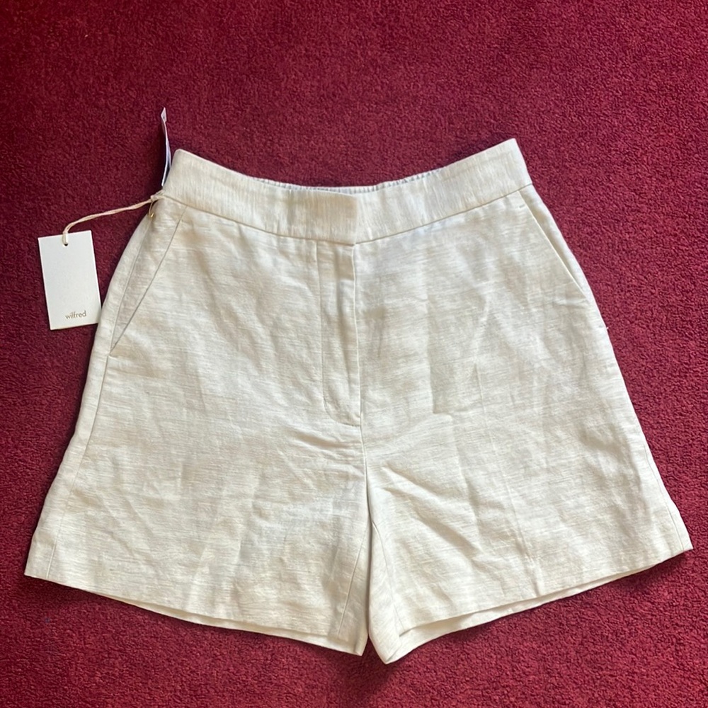NWT Aritzia WILFRED Alanya Natural Ecru Linen High Rise Relaxed Shorts, Size 6